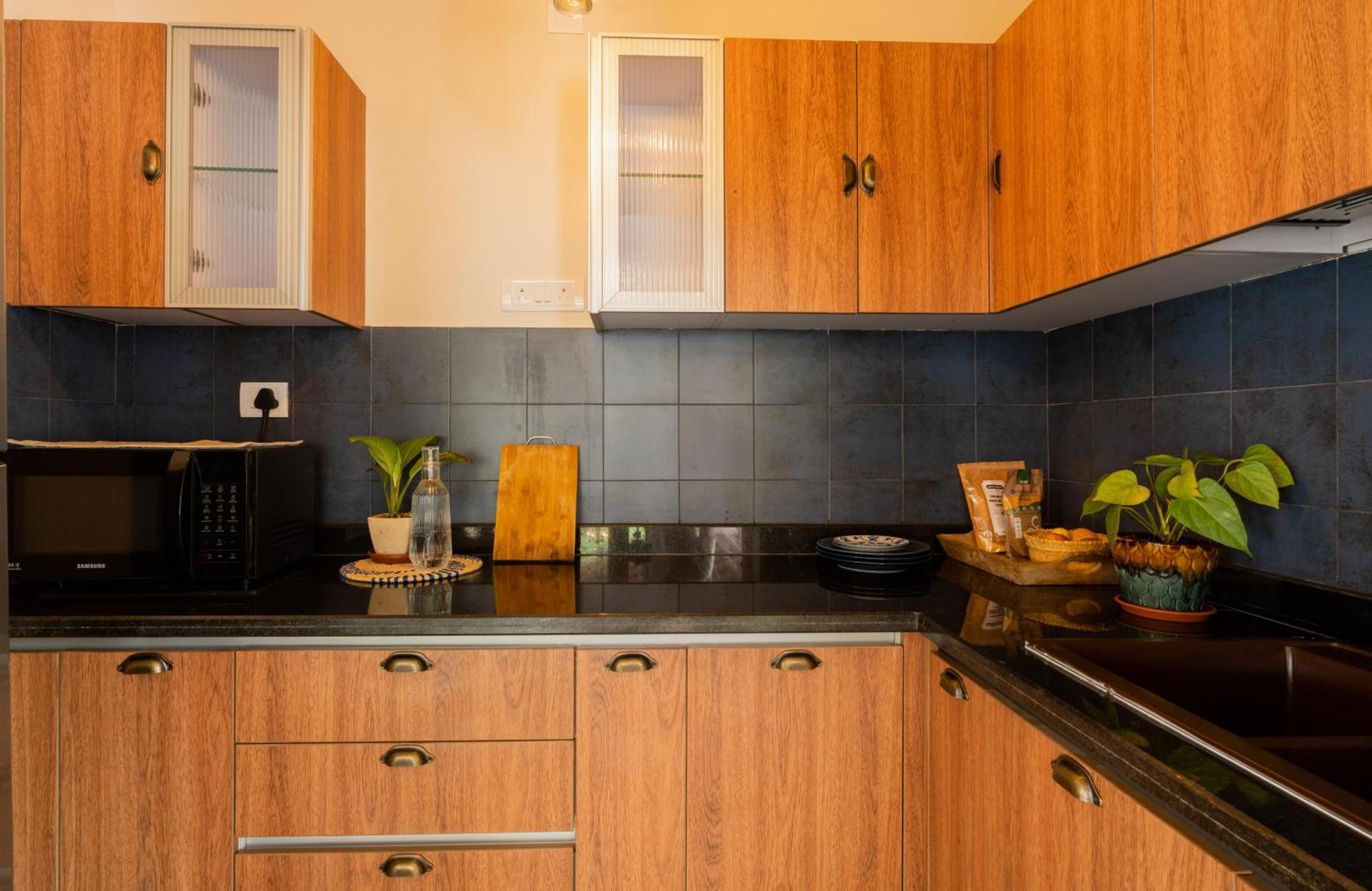 Elivaas 5 Bhk With Pvt Pool, Entertainment Room & Glass House - Bludoor Marmagao Bagian luar foto